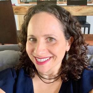 Meet your Posher, Julie